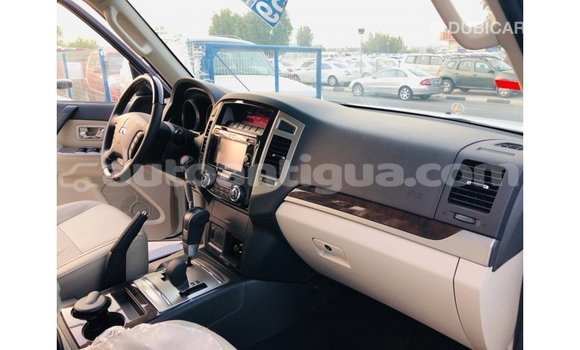 Buy Import Mitsubishi Pajero White Car in Import - Dubai in Antigua Buy Import Mitsubishi Pajero White Car in Import - Dubai in Antigua