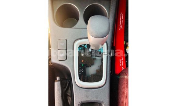 Buy Import Toyota Hilux White Car in Import - Dubai in Antigua Buy Import Toyota Hilux White Car in Import - Dubai in Antigua