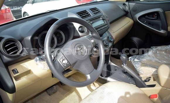 Buy Import Toyota HiAce Other Truck in Import - Dubai in Antigua Buy Import Toyota HiAce Other Truck in Import - Dubai in Antigua