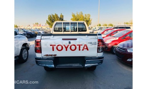 Buy Import Toyota Hilux White Car in Import - Dubai in Antigua Buy Import Toyota Hilux White Car in Import - Dubai in Antigua
