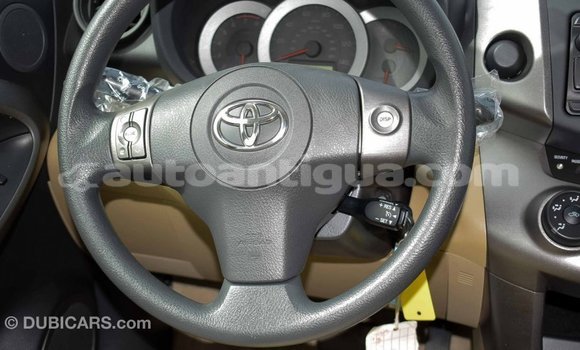 Buy Import Toyota HiAce Other Truck in Import - Dubai in Antigua Buy Import Toyota HiAce Other Truck in Import - Dubai in Antigua