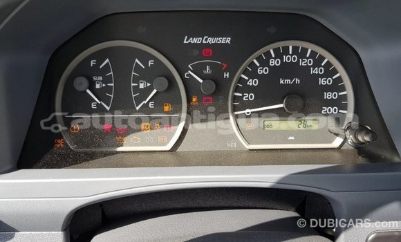 Buy Import Toyota Land Cruiser White Car in Import - Dubai in Antigua Buy Import Toyota Land Cruiser White Car in Import - Dubai in Antigua