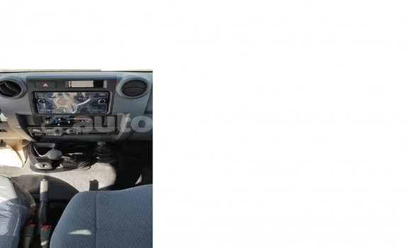 Buy Import Toyota Land Cruiser White Car in Import - Dubai in Antigua Buy Import Toyota Land Cruiser White Car in Import - Dubai in Antigua
