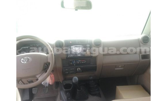 Buy Import Toyota Land Cruiser White Car in Import - Dubai in Antigua Buy Import Toyota Land Cruiser White Car in Import - Dubai in Antigua