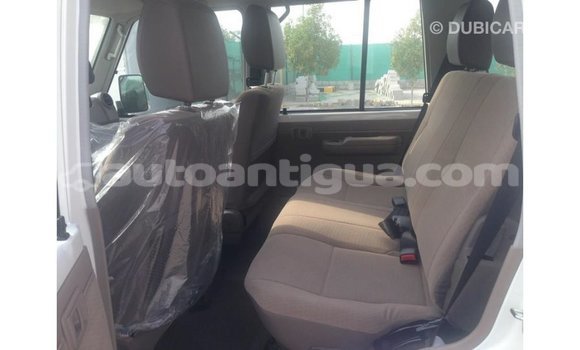 Buy Import Toyota Land Cruiser White Car in Import - Dubai in Antigua Buy Import Toyota Land Cruiser White Car in Import - Dubai in Antigua