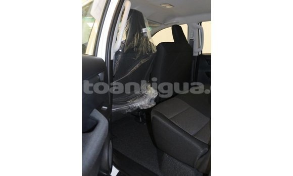Buy Import Toyota Hilux White Car in Import - Dubai in Antigua Buy Import Toyota Hilux White Car in Import - Dubai in Antigua