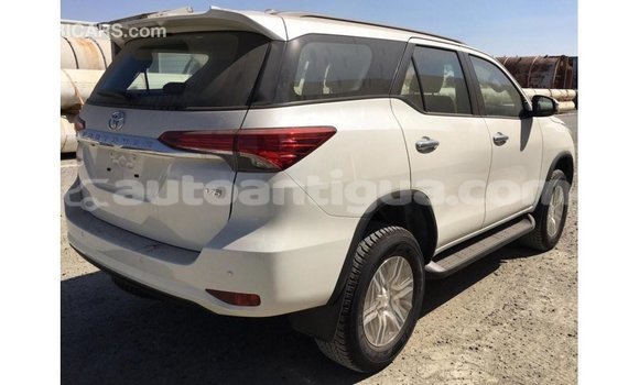 Buy Import Toyota Fortuner White Car in Import - Dubai in Antigua Buy Import Toyota Fortuner White Car in Import - Dubai in Antigua