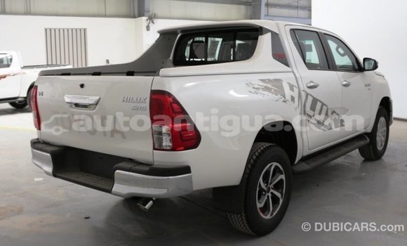 Buy Import Toyota Hilux White Car in Import - Dubai in Antigua Buy Import Toyota Hilux White Car in Import - Dubai in Antigua