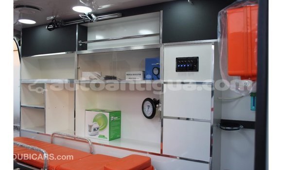 Buy Import Toyota Hiace White Car in Import - Dubai in Antigua Buy Import Toyota Hiace White Car in Import - Dubai in Antigua