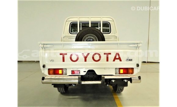Buy Import Toyota Land Cruiser White Car in Import - Dubai in Antigua Buy Import Toyota Land Cruiser White Car in Import - Dubai in Antigua