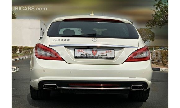 Buy Import Mercedes-Benz 190 (W201) White Car in Import - Dubai in Antigua Buy Import Mercedes-Benz 190 (W201) White Car in Import - Dubai in Antigua
