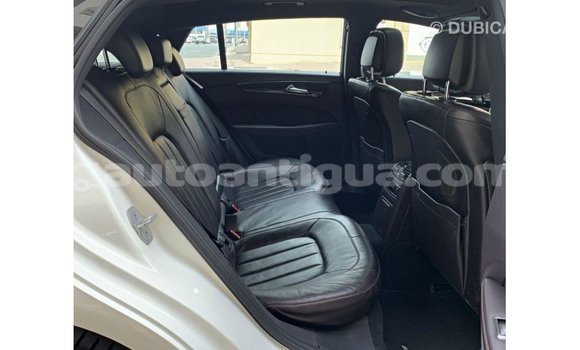 Buy Import Mercedes-Benz 190 (W201) White Car in Import - Dubai in Antigua Buy Import Mercedes-Benz 190 (W201) White Car in Import - Dubai in Antigua