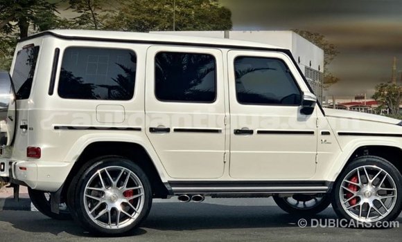 Buy Import Mercedes-Benz 190 (W201) White Car in Import - Dubai in Antigua Buy Import Mercedes-Benz 190 (W201) White Car in Import - Dubai in Antigua