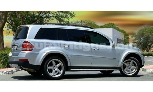 Buy Import Mercedes-Benz 190 (W201) Other Car in Import - Dubai in Antigua Buy Import Mercedes-Benz 190 (W201) Other Car in Import - Dubai in Antigua