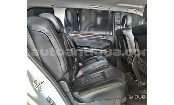Buy Import Mercedes-Benz 190 (W201) Other Car in Import - Dubai in Antigua Buy Import Mercedes-Benz 190 (W201) Other Car in Import - Dubai in Antigua