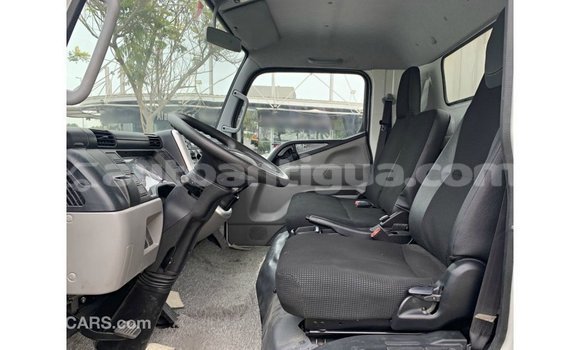 Buy Import Mitsubishi L400 White Truck in Import - Dubai in Antigua Buy Import Mitsubishi L400 White Truck in Import - Dubai in Antigua