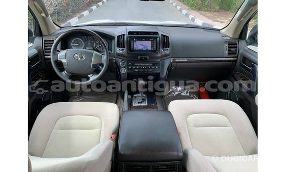 Buy Import Toyota Land Cruiser White Car in Import - Dubai in Antigua Buy Import Toyota Land Cruiser White Car in Import - Dubai in Antigua