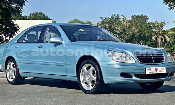 Buy Import Mercedes-Benz 200 Blue Car in Import - Dubai in Antigua