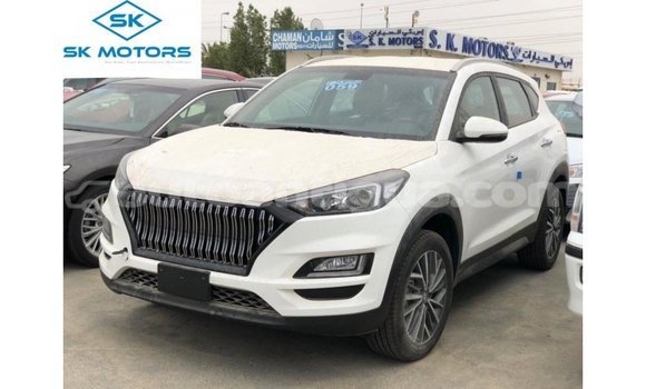 Buy Import Hyundai Tucson White Car in Import - Dubai in Antigua Buy Import Hyundai Tucson White Car in Import - Dubai in Antigua