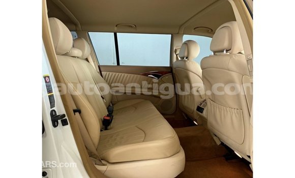 Buy Import Mercedes-Benz 200 White Car in Import - Dubai in Antigua Buy Import Mercedes-Benz 200 White Car in Import - Dubai in Antigua