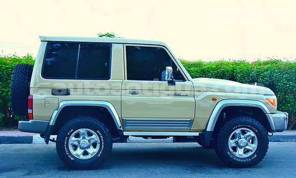 Buy Import Toyota Land Cruiser Beige Car in Import - Dubai in Antigua Buy Import Toyota Land Cruiser Beige Car in Import - Dubai in Antigua