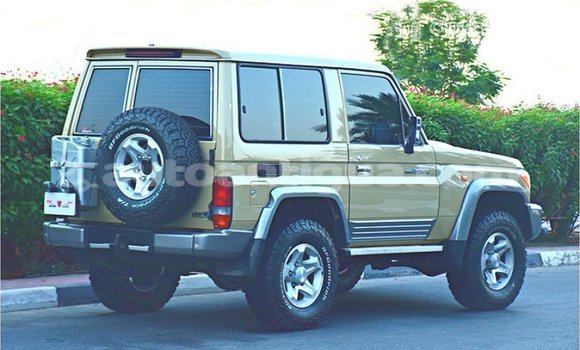 Buy Import Toyota Land Cruiser Beige Car in Import - Dubai in Antigua Buy Import Toyota Land Cruiser Beige Car in Import - Dubai in Antigua