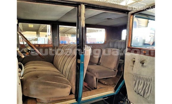 Buy Import Buick Electra Blue Car in Import - Dubai in Antigua Buy Import Buick Electra Blue Car in Import - Dubai in Antigua