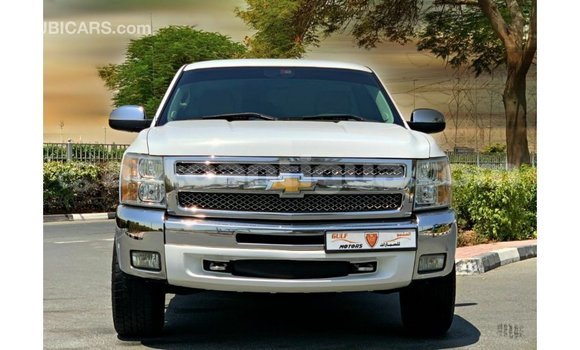 Buy Import Chevrolet Silverado White Car in Import - Dubai in Antigua Buy Import Chevrolet Silverado White Car in Import - Dubai in Antigua