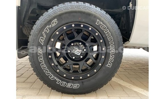 Buy Import Chevrolet Silverado White Car in Import - Dubai in Antigua Buy Import Chevrolet Silverado White Car in Import - Dubai in Antigua