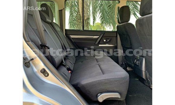 Buy Import Mitsubishi Pajero Other Car in Import - Dubai in Antigua Buy Import Mitsubishi Pajero Other Car in Import - Dubai in Antigua