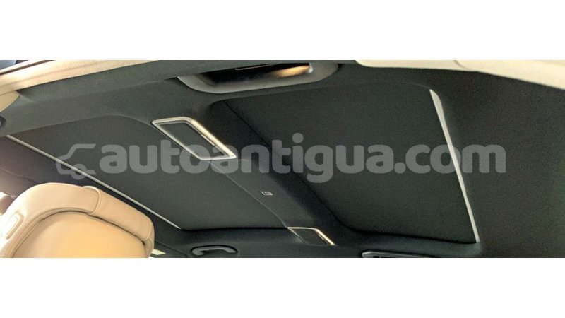 Big with watermark mercedes benz 190 w201 antigua import dubai 3610