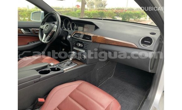 Buy Import Mercedes-Benz 190 (W201) Other Car in Import - Dubai in Antigua Buy Import Mercedes-Benz 190 (W201) Other Car in Import - Dubai in Antigua