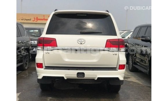 Buy Import Toyota Land Cruiser White Car in Import - Dubai in Antigua Buy Import Toyota Land Cruiser White Car in Import - Dubai in Antigua