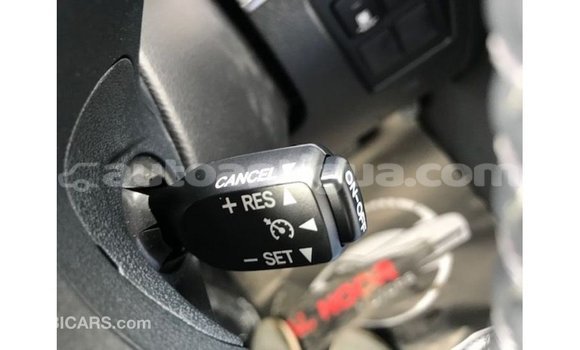 Buy Import Toyota Land Cruiser White Car in Import - Dubai in Antigua Buy Import Toyota Land Cruiser White Car in Import - Dubai in Antigua