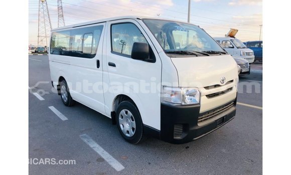 Buy Import Toyota Hiace White Car in Import - Dubai in Antigua Buy Import Toyota Hiace White Car in Import - Dubai in Antigua