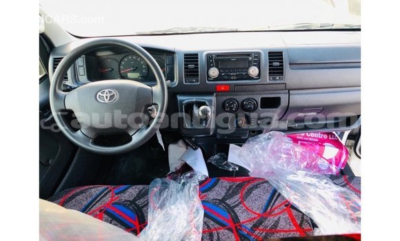 Buy Import Toyota Hiace White Car in Import - Dubai in Antigua Buy Import Toyota Hiace White Car in Import - Dubai in Antigua