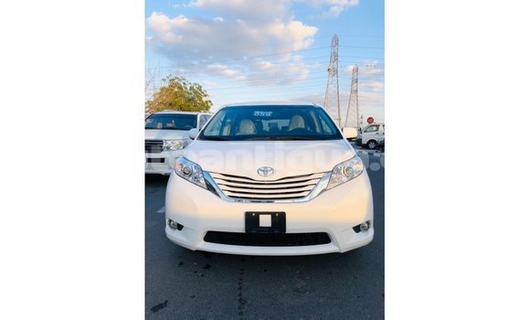 Buy Import Toyota Sienna White Car in Import - Dubai in Antigua Buy Import Toyota Sienna White Car in Import - Dubai in Antigua