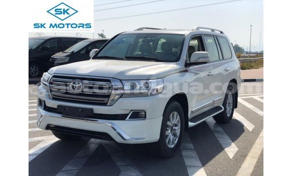 Buy Import Toyota Land Cruiser White Car in Import - Dubai in Antigua Buy Import Toyota Land Cruiser White Car in Import - Dubai in Antigua