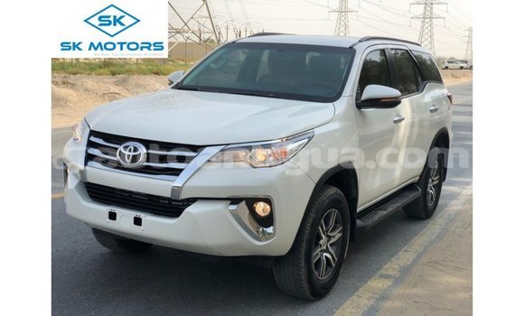 Buy Import Toyota Fortuner White Car in Import - Dubai in Antigua
