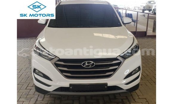 Buy Import Hyundai Tucson White Car in Import - Dubai in Antigua