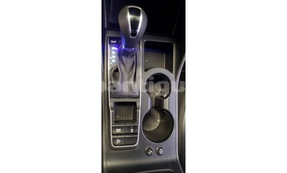 Buy Import Hyundai Tucson White Car in Import - Dubai in Antigua Buy Import Hyundai Tucson White Car in Import - Dubai in Antigua