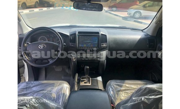 Buy Import Toyota Land Cruiser White Car in Import - Dubai in Antigua Buy Import Toyota Land Cruiser White Car in Import - Dubai in Antigua