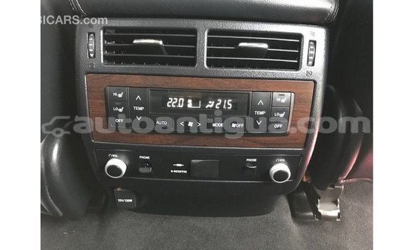 Buy Import Toyota Land Cruiser White Car in Import - Dubai in Antigua Buy Import Toyota Land Cruiser White Car in Import - Dubai in Antigua
