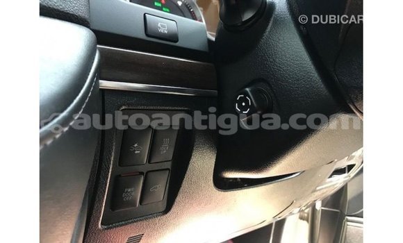 Buy Import Toyota Land Cruiser White Car in Import - Dubai in Antigua Buy Import Toyota Land Cruiser White Car in Import - Dubai in Antigua