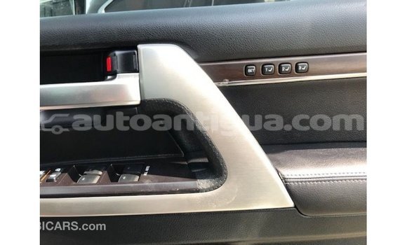 Buy Import Toyota Land Cruiser White Car in Import - Dubai in Antigua Buy Import Toyota Land Cruiser White Car in Import - Dubai in Antigua