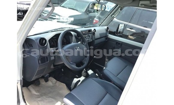 Buy Import Toyota Land Cruiser White Car in Import - Dubai in Antigua Buy Import Toyota Land Cruiser White Car in Import - Dubai in Antigua