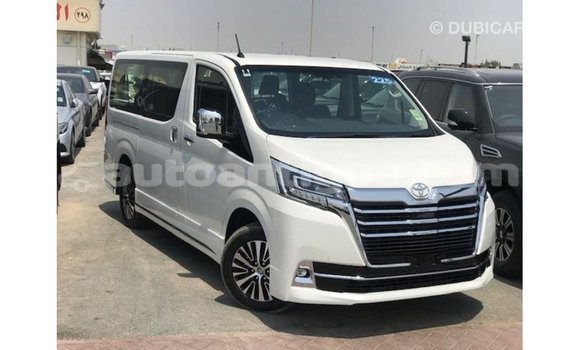 Buy Import Toyota Granvia White Car in Import - Dubai in Antigua Buy Import Toyota Granvia White Car in Import - Dubai in Antigua
