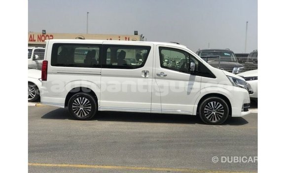 Buy Import Toyota Granvia White Car in Import - Dubai in Antigua Buy Import Toyota Granvia White Car in Import - Dubai in Antigua