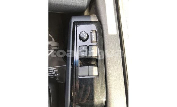 Buy Import Toyota Granvia White Car in Import - Dubai in Antigua Buy Import Toyota Granvia White Car in Import - Dubai in Antigua