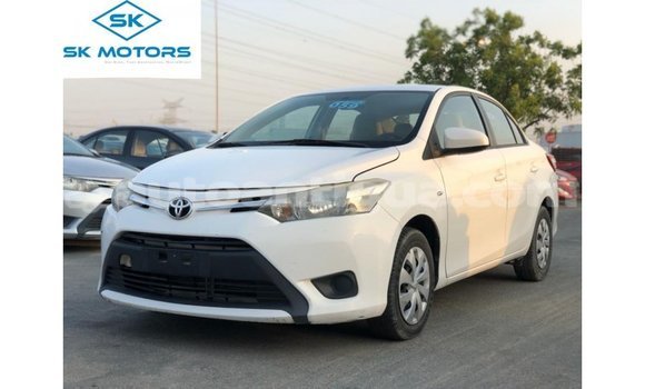 Buy Import Toyota Yaris White Car in Import - Dubai in Antigua